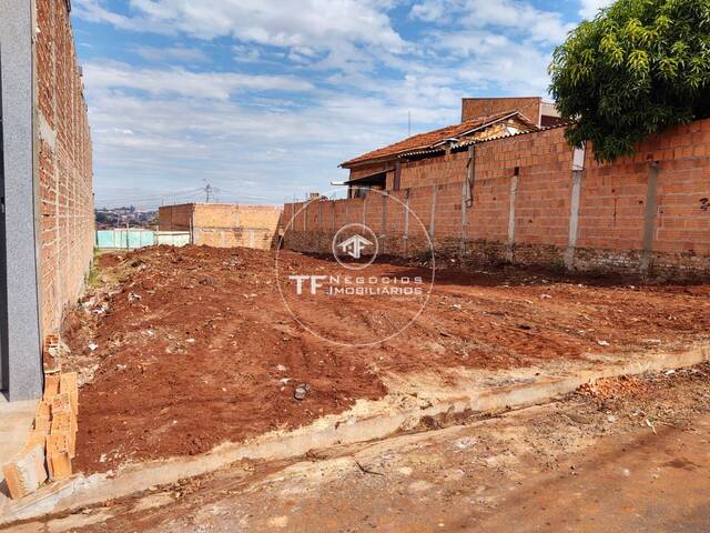 Área para Venda em Araraquara - 5