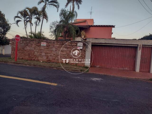 Casa para Venda em Araraquara - 3